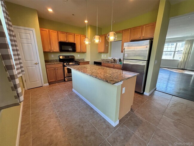 Foto del edificio - 105 Wood Lake Dr