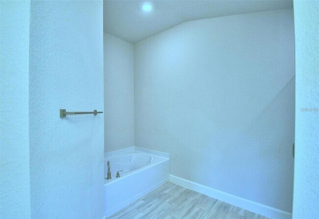 Foto del edificio - 2358 Friendly Confines Rd