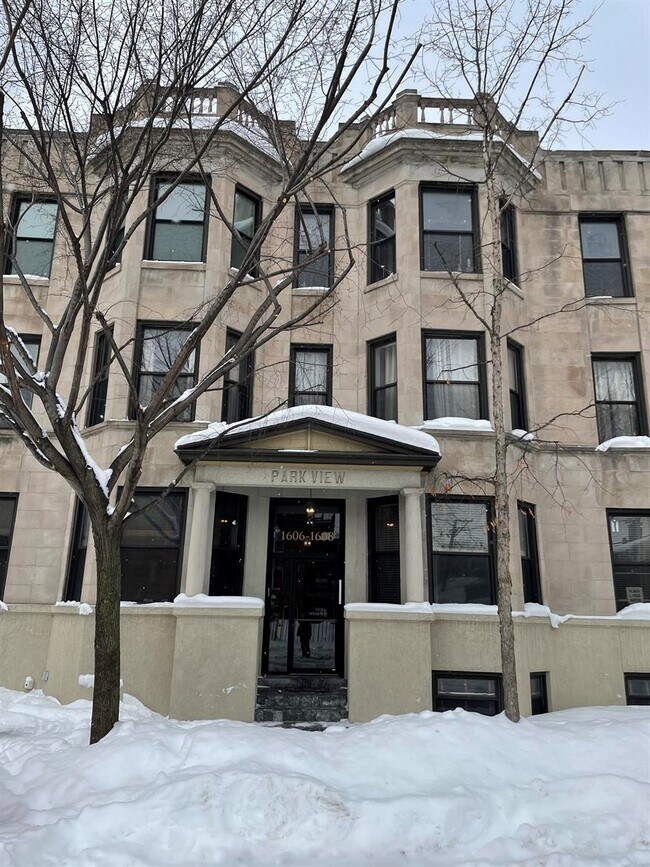 Building Photo - 1608 N Whipple St