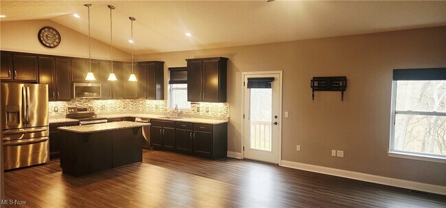 Foto del edificio - 6965 Chandlersville Rd