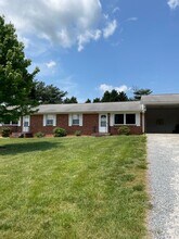 Building Photo - 2123 S Union Grove Rd