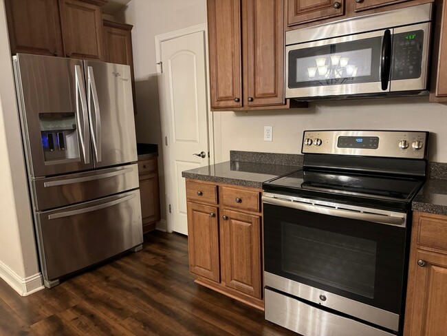 Building Photo - 256 Village Springs Dr