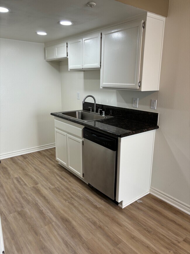 ZONA DEL FREGADERO - The Newporter Apartments