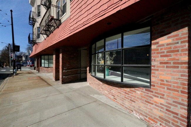 Foto del edificio - 193 Concord Ave