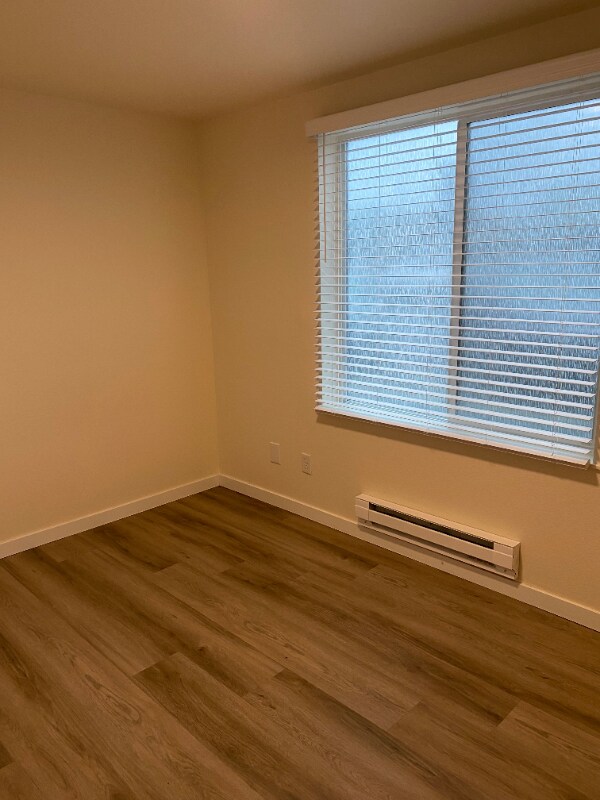 Foto del edificio - 334 Wells Ave S