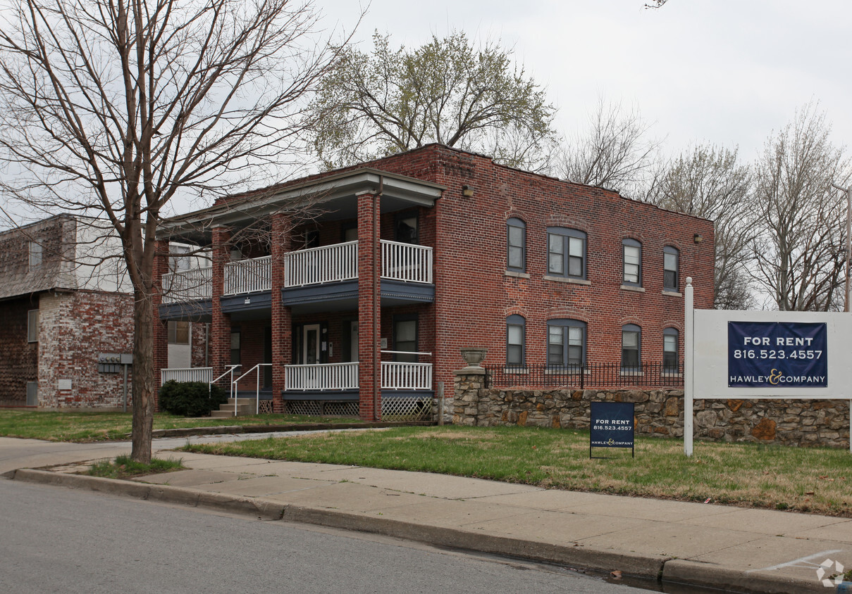 Building Photo - Highgate Apartments