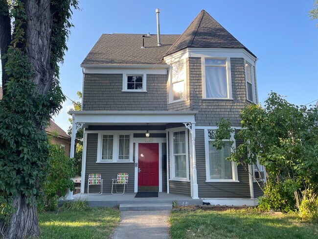 Building Photo - 1125 E Newark Ave