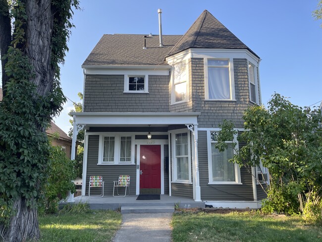 Building Photo - 1125 E Newark Ave