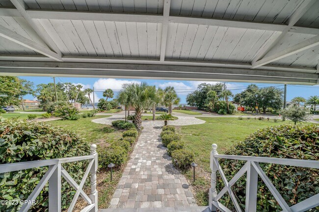 Foto del edificio - 2316 W Beach Dr