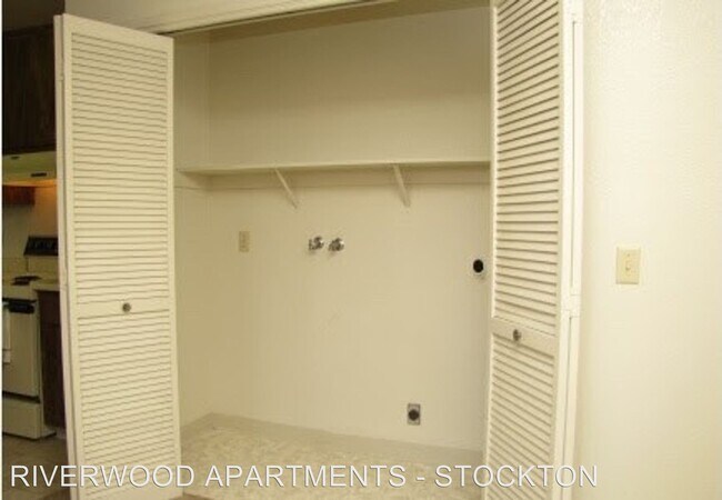 Foto del edificio - 4514 McGaw St