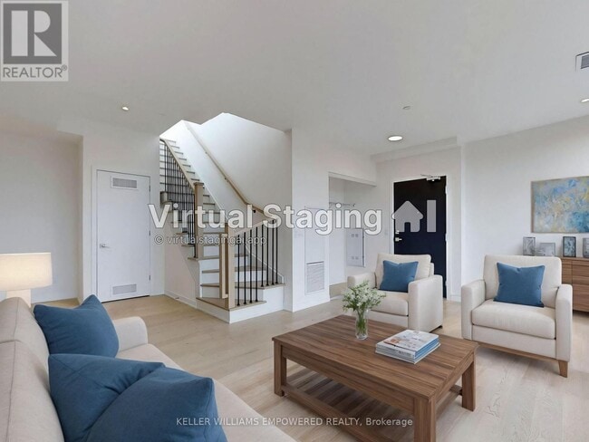 Photo du bâtiment - 840 St Clair Ave W