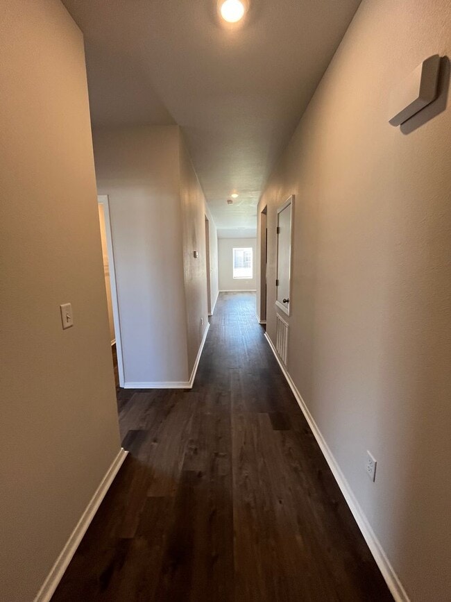 Building Photo - *FREE Rent + Amazon Cash!!* Brand New Three Bedroom Home in Pea Ridge