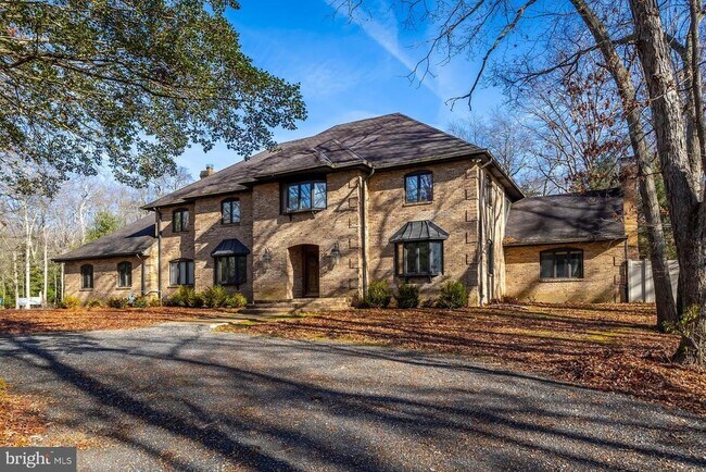 Foto del edificio - 1322 Commissioners Rd