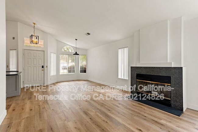 Building Photo - 30152 Pechanga Dr