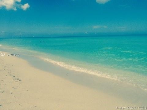 Foto del edificio - 5601  Collins Ave  PH-14 Miami Beach Fl 33140