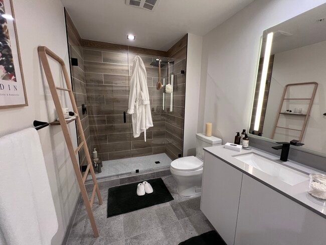 Building Photo - 113 NW 24th St