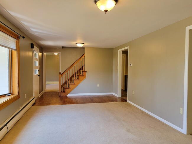 Building Photo - 65 Horseshoe Blvd