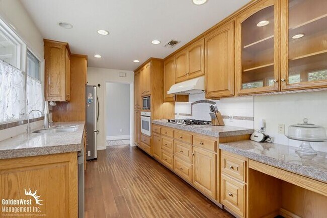 Building Photo - Beautifully Updated 4Bdm 3Ba Home with Private Pool & 2-Car Garage in La Mesa!