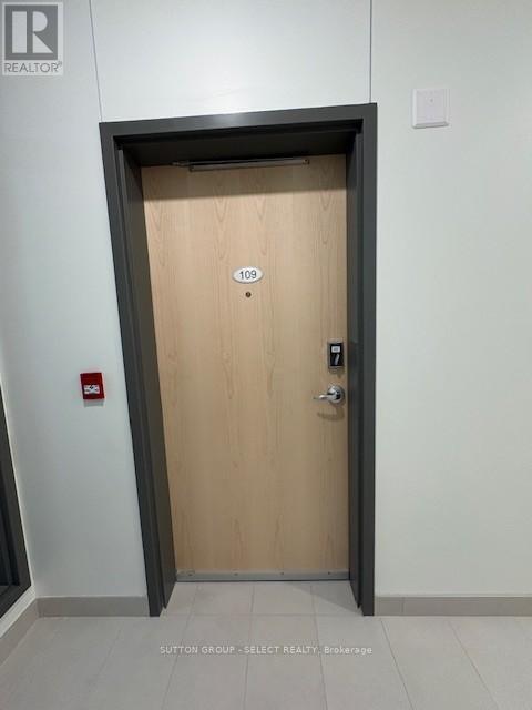 Building Photo - 351 Hill St