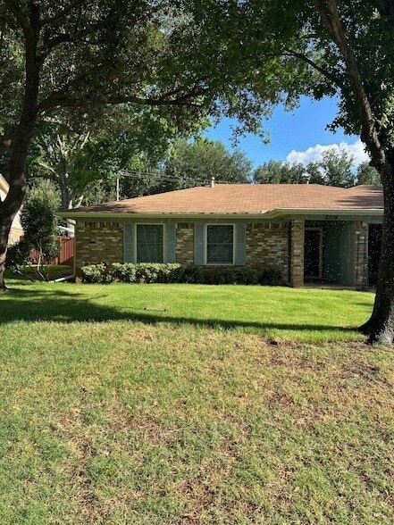 Primary Photo - 2119 Pecos Dr