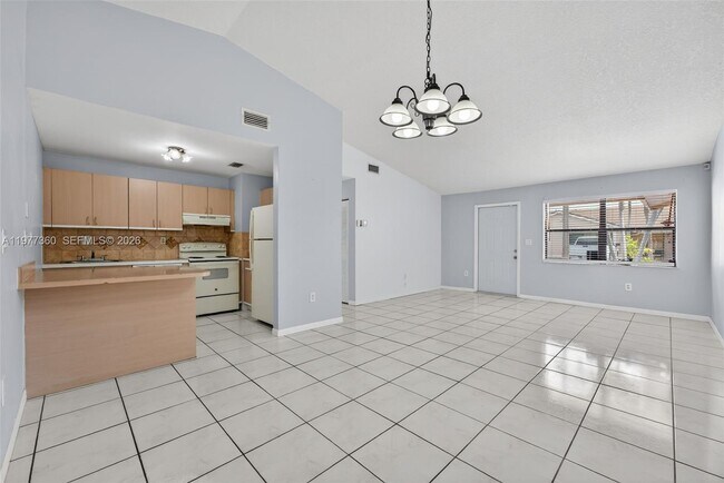 Foto del edificio - 7680 SW 156th Ct