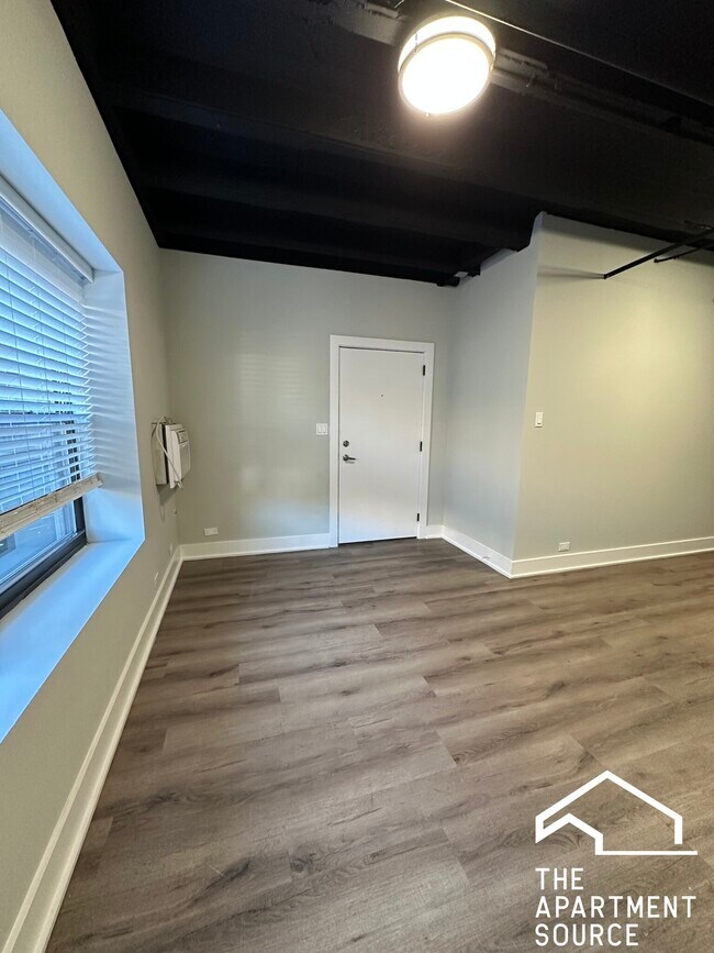 Foto del edificio - 725 St Johns Ave