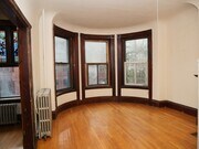 Foto principal - 257 W Newton St