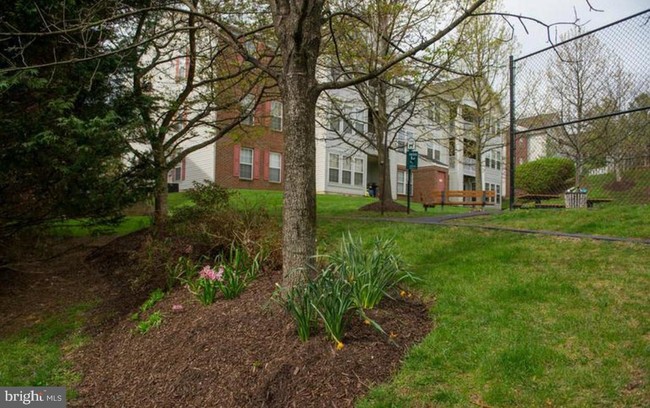Foto del edificio - 25910 Ridge Manor Dr