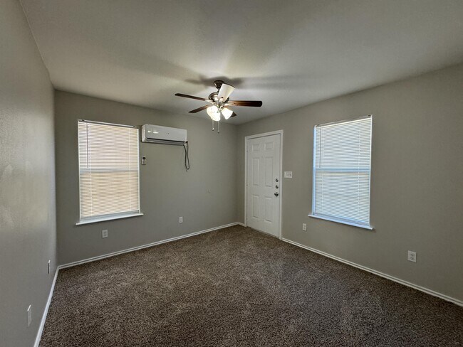 Foto del edificio - 1611 Caldwell St