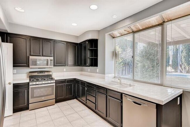 Foto del edificio - 24049 Huntridge Drive, Murrieta, CA, 92562