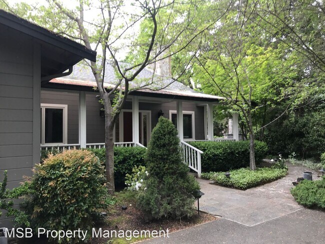 Building Photo - 4 br, 2.5 bath House - 80 Bunce Meadows Drive