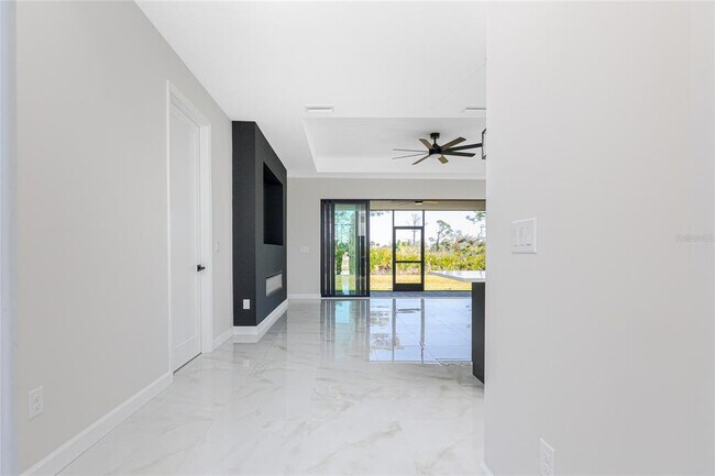 Foto del edificio - 242 Brig Cir W