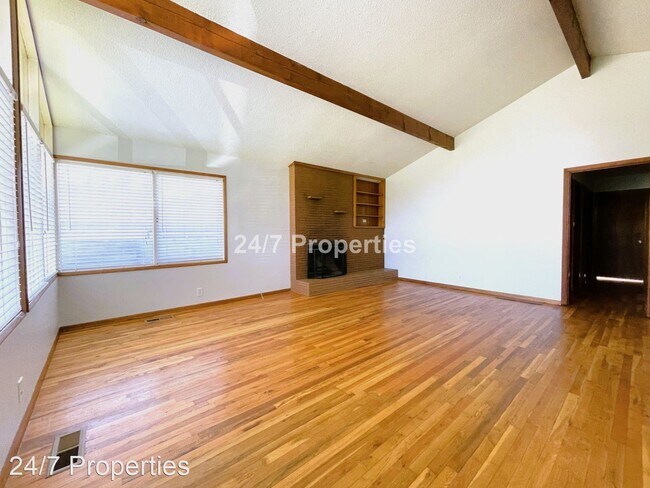 Building Photo - 3 br, 1 bath House - 1596 Lewis St.