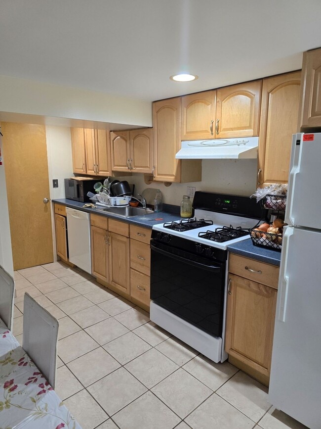 Building Photo - 284 Semton Blvd