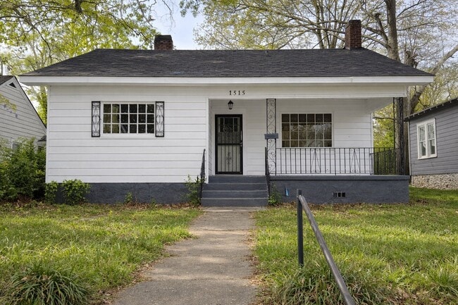 Building Photo - 1515 45th St Ensley