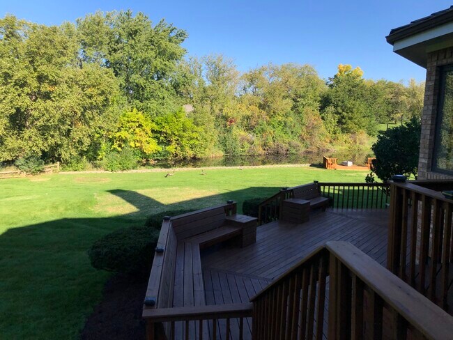 Foto del edificio - 23010 Thornhill Ct