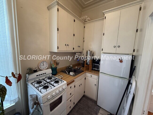 Foto del edificio - AVAILABLE SEPTEMBER - Nice Studio Unit Near Downtown SLO