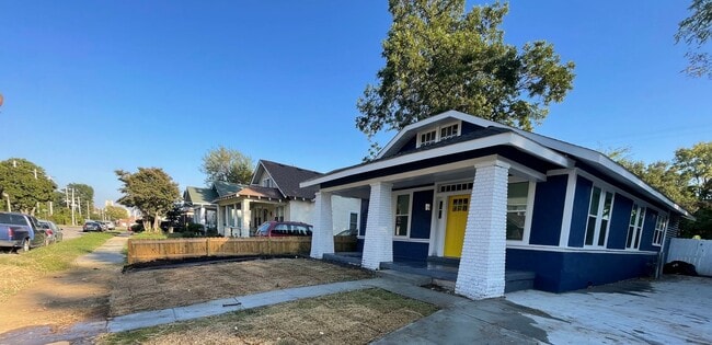Midtown Charm! Updated 3BR/2BA house - Midtown Charm!  Updated 3BR/2BA house