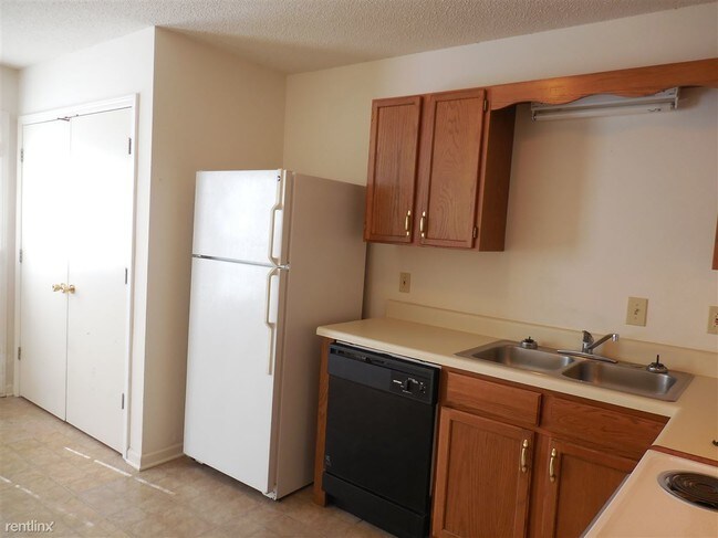 Foto del edificio - 2323 Raleigh Ct