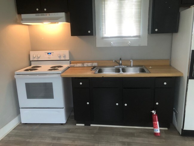 Foto del edificio - 17020 E Coleman Ave