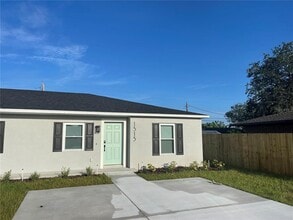 Building Photo - 1517 Moonlite Dr