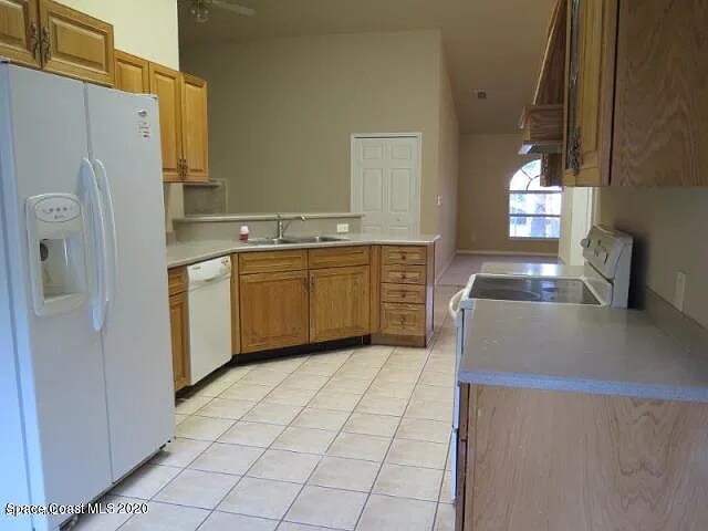 Building Photo - 510 Dummitt Ave