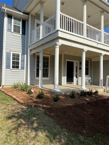 Foto del edificio - 1425 Oakcrest Dr