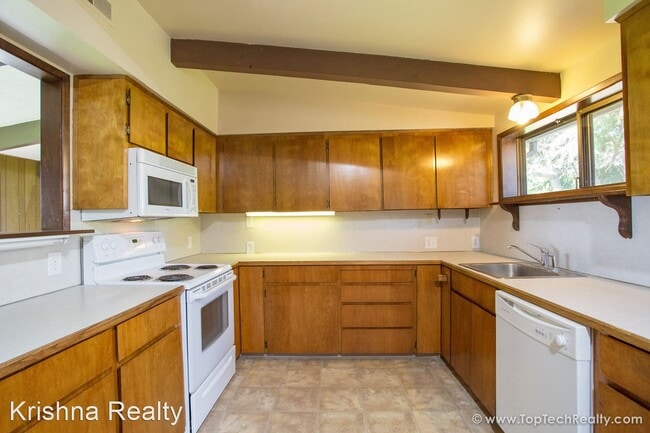 Building Photo - 3 br, 2 bath House - 675 NW 123rd Ave