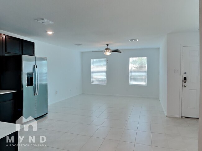 Foto del edificio - 3013 Wallace Wells Ct
