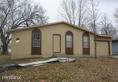 Foto principal - 2 br, 1 bath House - 2218 SE Jefferson St