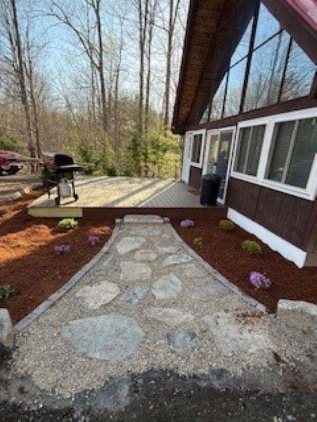 Building Photo - 44 Mountain Dr