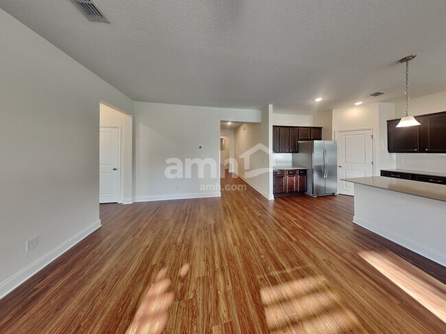 Foto del edificio - 1098 Summer Stone Loop