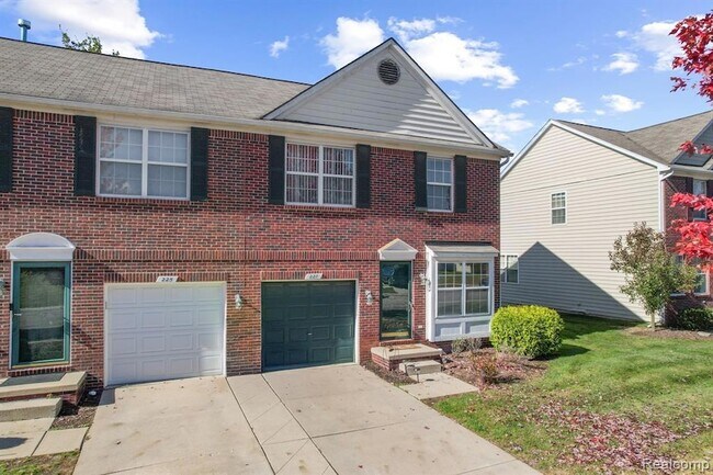 Foto del edificio - 227 Tucker St