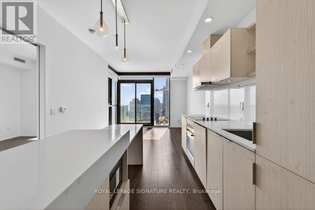 Building Photo - 16 Bonnycastle St